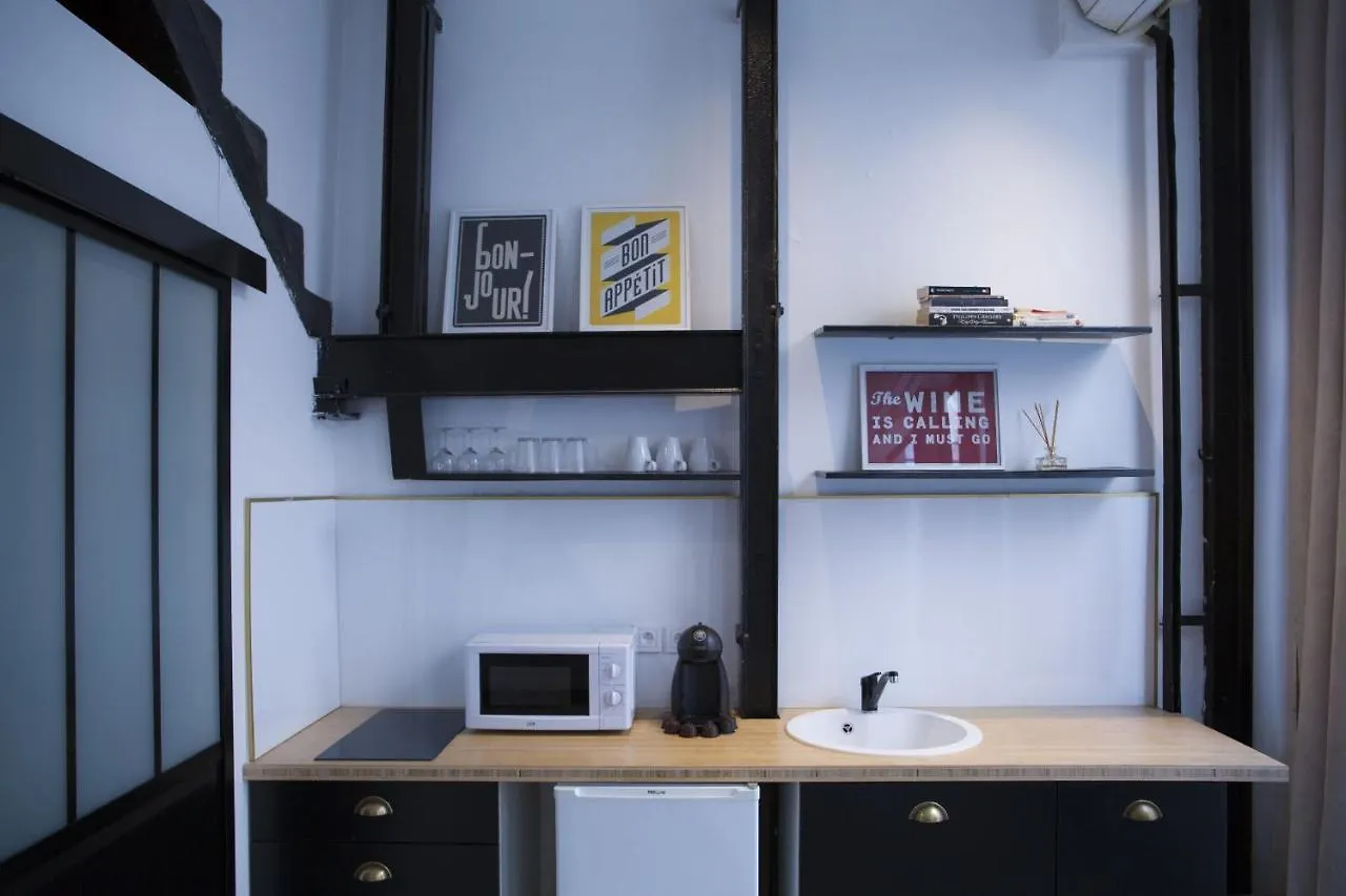Flat Close Marais And Republique , Local Commercial アパート パリ